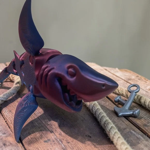 CUSTOM ORDER FOR @HOWEPM Articulated Shark Keychain - Picture 7 of 10